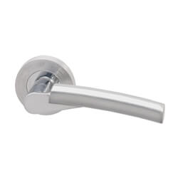 XL Joinery Meuse Chrome Lever On Round Rose Door Handle Pack
