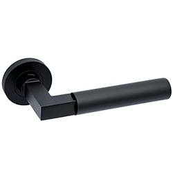 LPD Verona Matt Black Door Handle Pack - 130 W x 50mm H