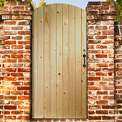 XL Joinery External Arch Top Gate - Unfinished Solid Pine