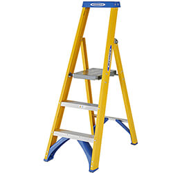 Werner Fibreglass Platform Stepladders -3 Tread