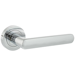 Atlantic Status Carolina Lever Door Handle on Round Rose - 122mm L