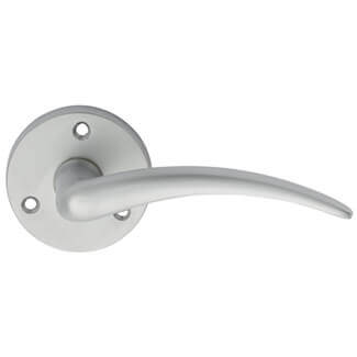 Carlisle Brass Victorian Wing Lever on Round Rose - Satin Chrome