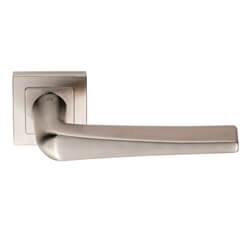 Carlisle Brass Eurospec Plaza Modern Stainless Steel Square Lever with Concealed Rose