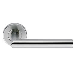 Carlisle Brass Eurospec Steelworx Treviri Lever Handle on Round Rose