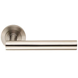 Carlisle Brass Eurospec Steelworx Philadelphia Lever Handle On Round Rose