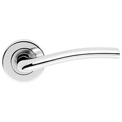Carlisle Brass Cuatro Polished Chrome Lever Handle on Round Rose