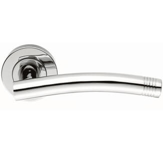 Carlisle Brass Serozzetta Carolina Lever Handle On Round Rose
