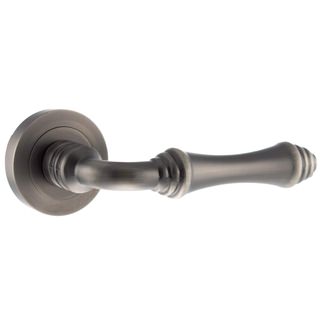 Atlantic Old English Durham Traditional Lever Door Handle on Round Rose - 129mm L