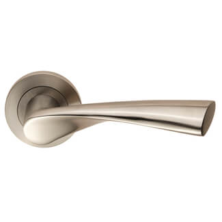 Carlisle Brass Eurospec Steelworx Breeze Lever Handle on Round Rose
