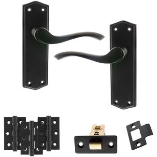 Atlantic Old English Warwick Lever on Backplate Latch Set