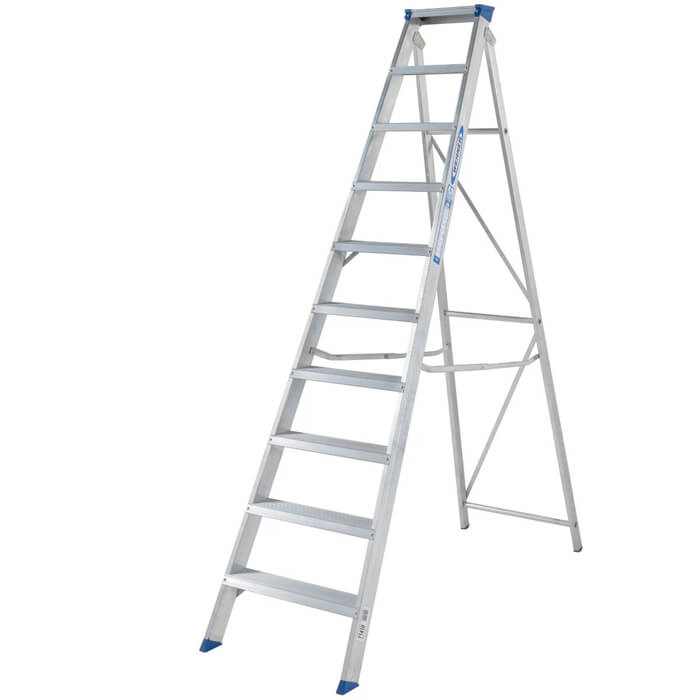 Werner Mastertrade Swingback Aluminium Stepladders