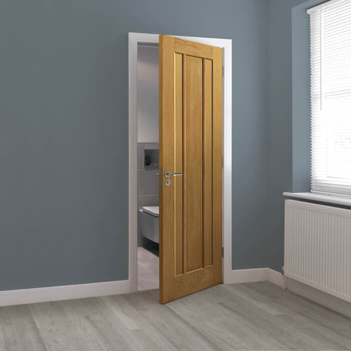 JB Kind Eden Un-Finished Oak 3-Panels Internal Door