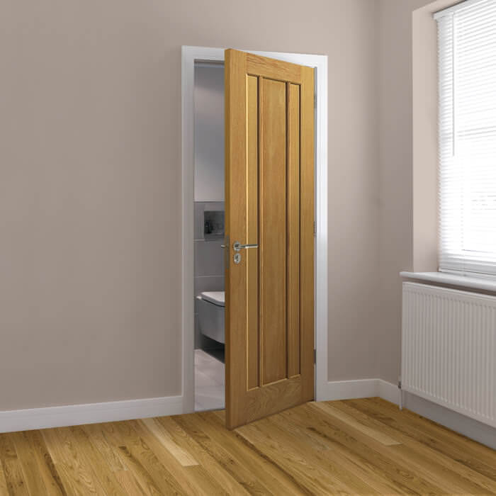 JB Kind Eden Un-Finished Oak 3-Panels Internal Door