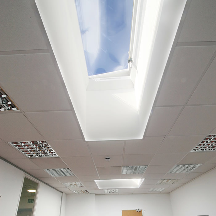 Brett Martin Mardome Trade Opening Dome Rooflight - Mains Powered with Wall Switch - Auto Hit & Miss