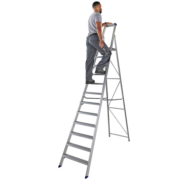 Werner Mastertrade Platform Aluminium Stepladders - 12 Tread