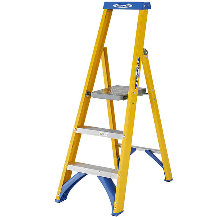 Werner Fibreglass Platform Stepladders -3 Tread