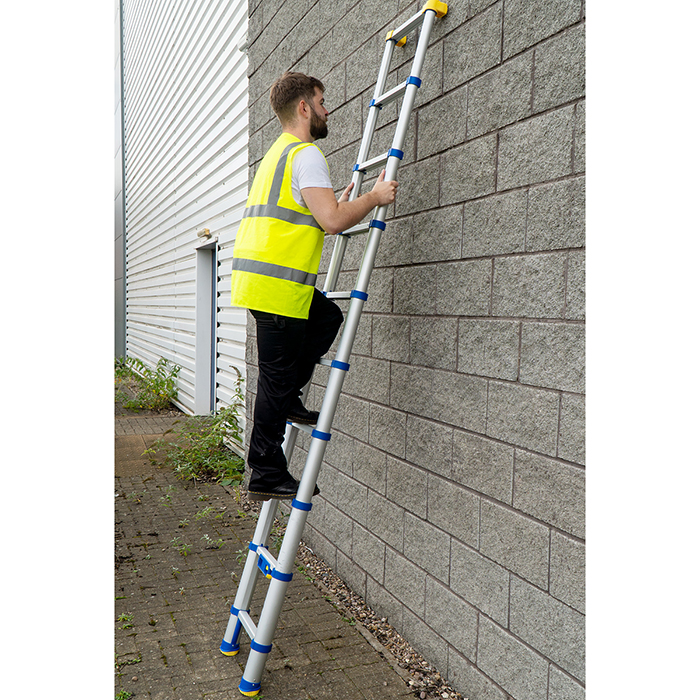 Werner 2.9m Telescopic Soft Close Extension Ladder