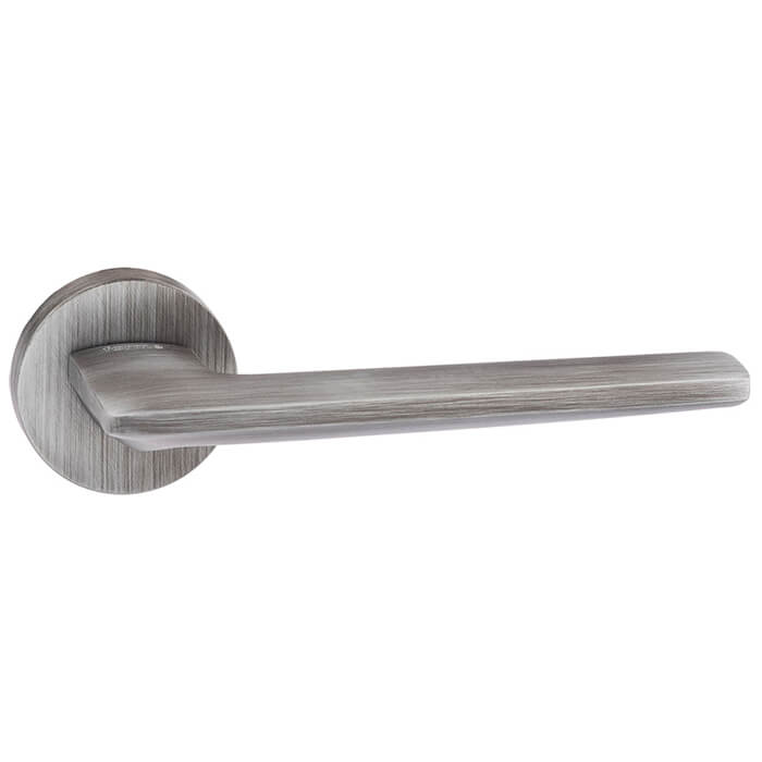 Atlantic Forme Boston Lever Door Handle On Minimal Round Rose