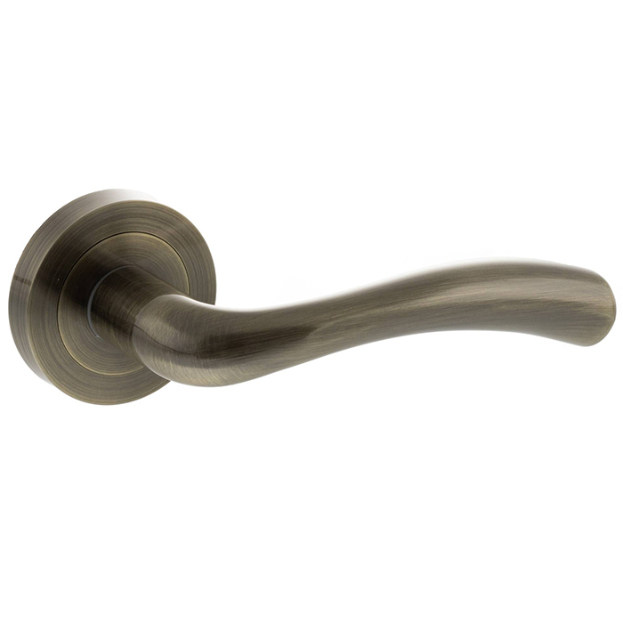 Atlantic Status Texas Lever Door Handle On Round Rose