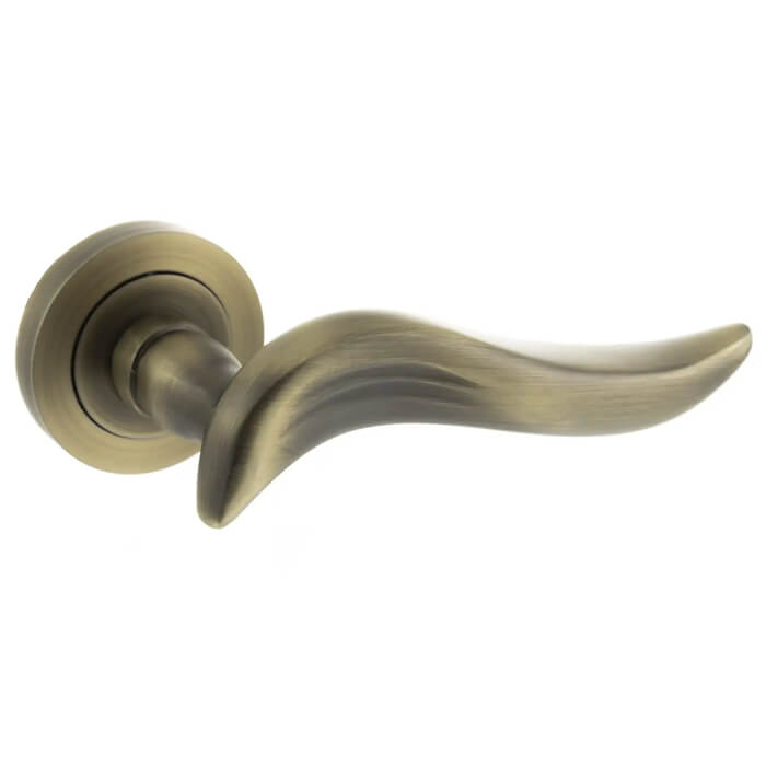 Atlantic Old English Oxford Round Rose Door Lever Handle Matt Antique Brass