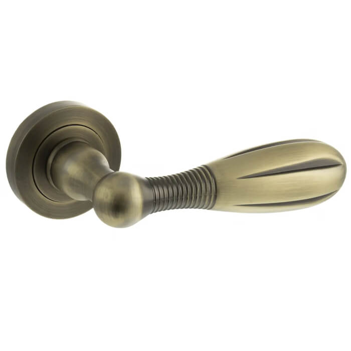 Atlantic Old English Cambridge Round Rose Door Lever Handle Matt Antique Brass