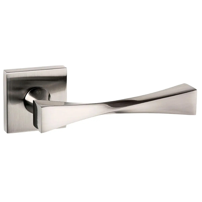 Atlantic Senza Pari Guido Lever Door Handle On Flush Square Rose