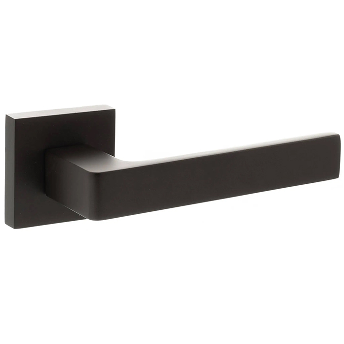 Atlantic Status Montana Lever Door Handle On S4 Square Rose