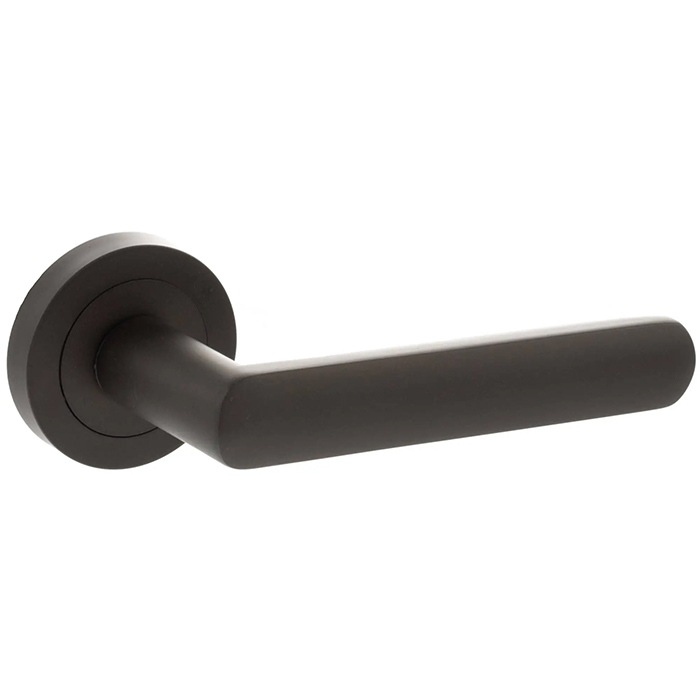 Atlantic Status Carolina Lever Door Handle On Round Rose