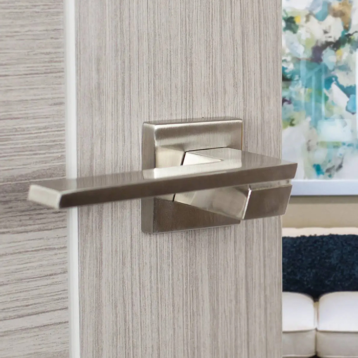 Atlantic Senza Pari Giovanni Satin Nickel Lever Door Handle On Flush Square Rose