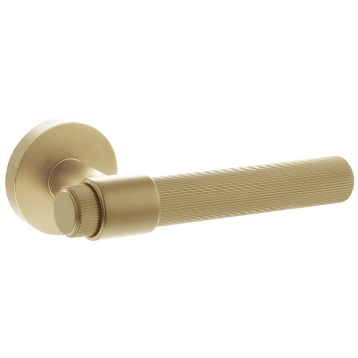 Atlantic Senza Pari Fasana Linear Knurled Lever Door Handle On Round Rose