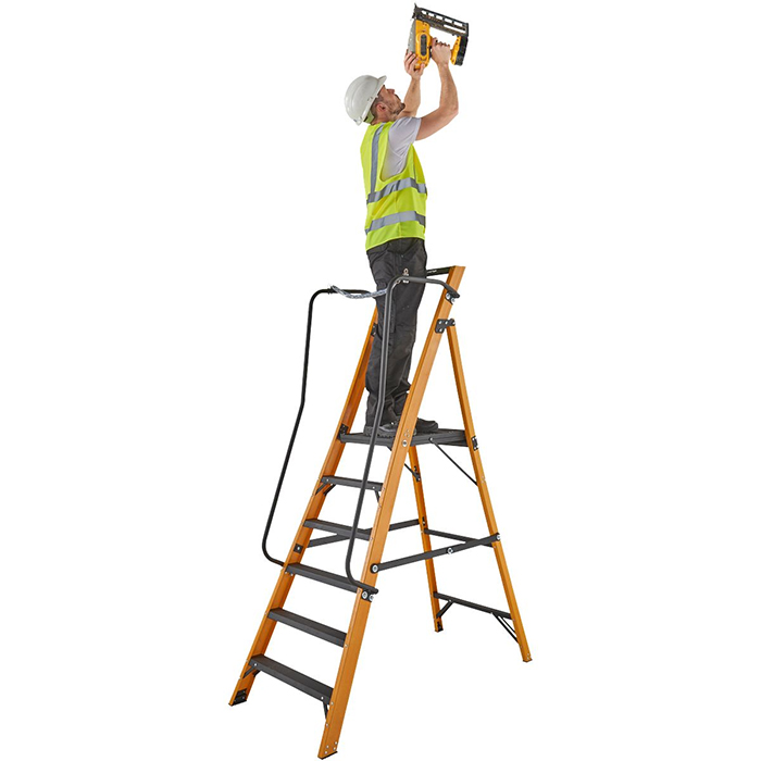 Werner Megastep 6 Tread Fibreglass Platform Ladder