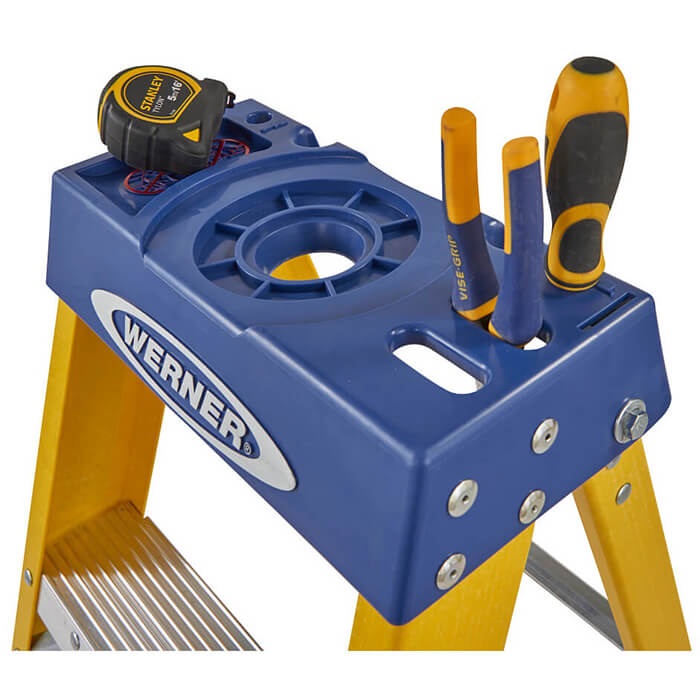 Werner Fibreglass Swingback Stepladders - 4 Tread