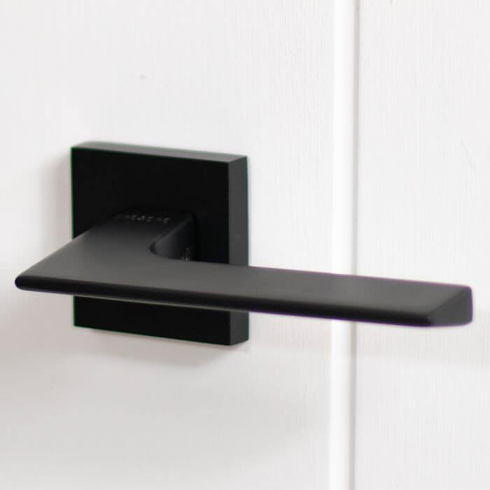 Atlantic Oro Unica Square Rose Designer Lever Door Handle