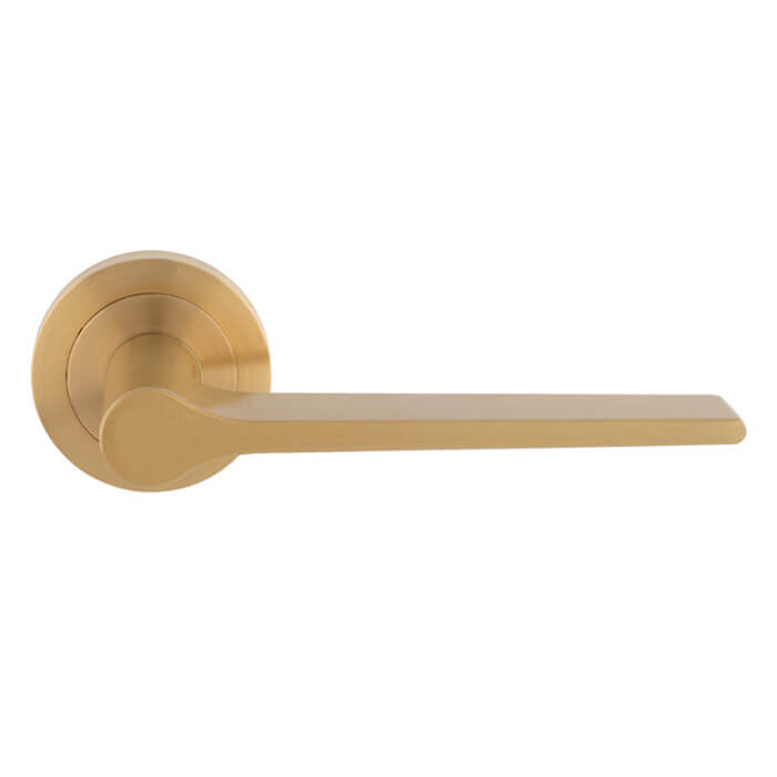 Carlisle Brass Velino Straight Lever Handle On Round Rose - 120 x 60mm