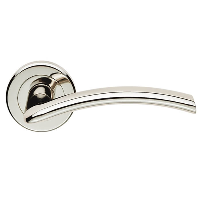 Carlisle Brass Serozzetta Trenta Lever Handle on Round Rose
