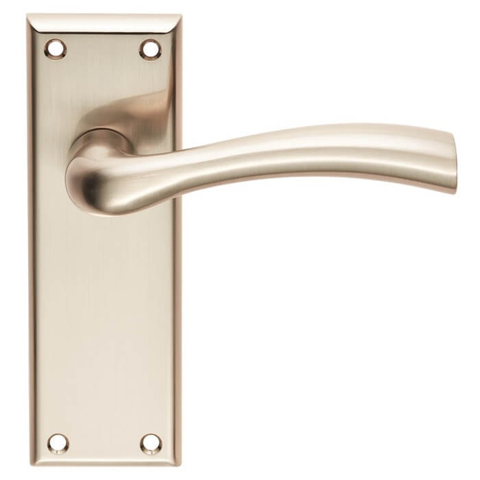 Carlisle Brass Serozzetta Cinquanta Curved Lever Handle on Latch Backplate