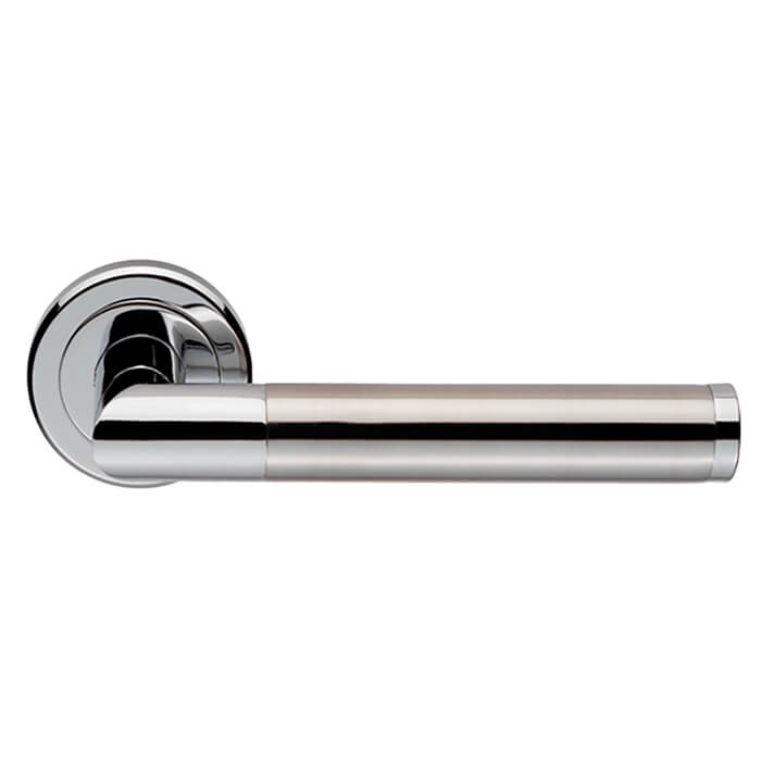 Carlisle Brass Serozzetta Trend Lever Handle on Round Rose
